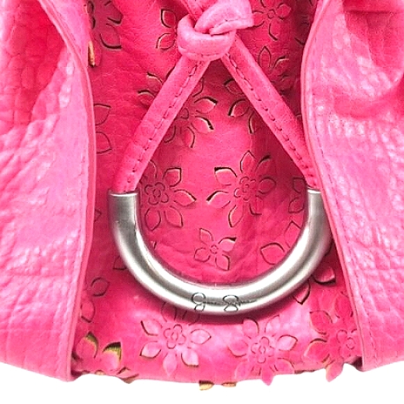 Like New-Jessica Simpson Large Bubblegum Pink Flower Shoulder Bag - Picture 4 of 11